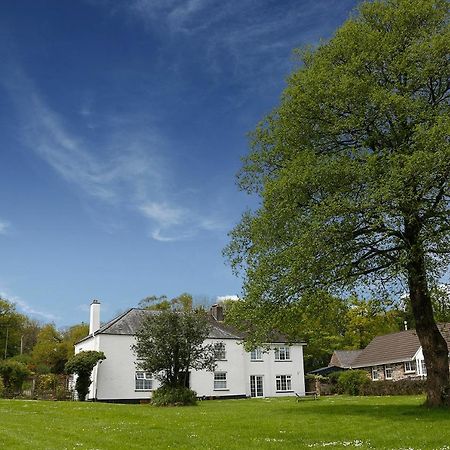 Leworthy Farmhouse Bed And Breakfast Holsworthy Eksteriør bilde